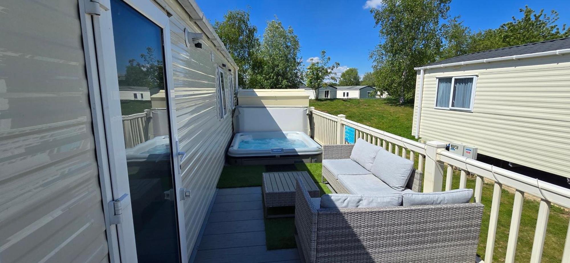 Rj Luxury Caravan Hire With Hot Tub Tattershall Zewnętrze zdjęcie