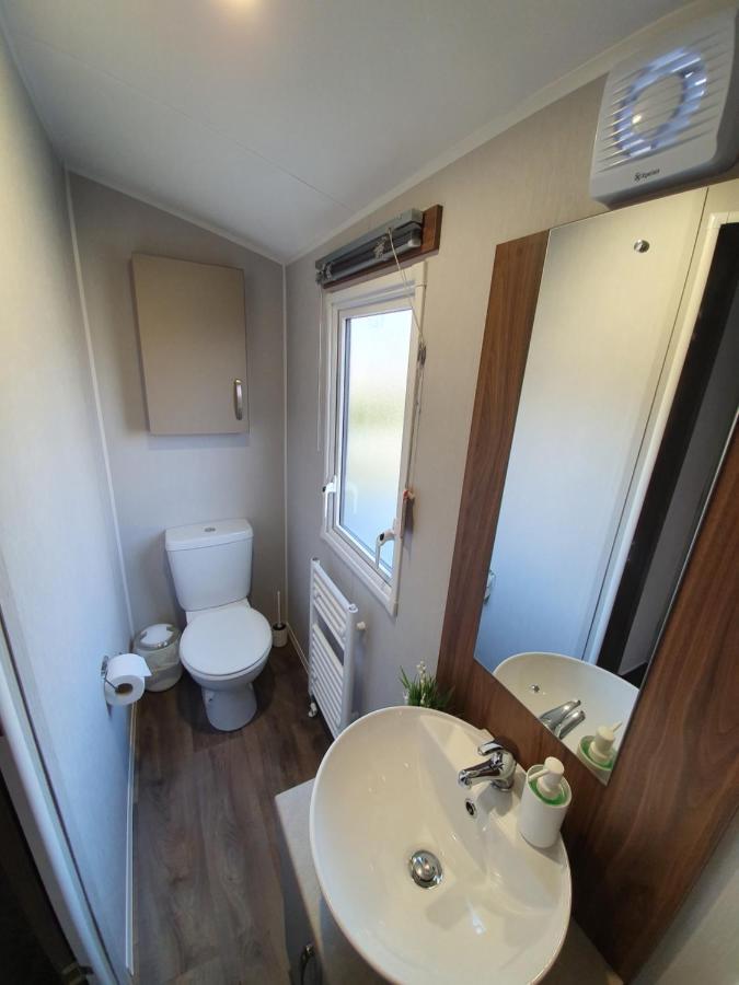 Rj Luxury Caravan Hire With Hot Tub Tattershall Zewnętrze zdjęcie